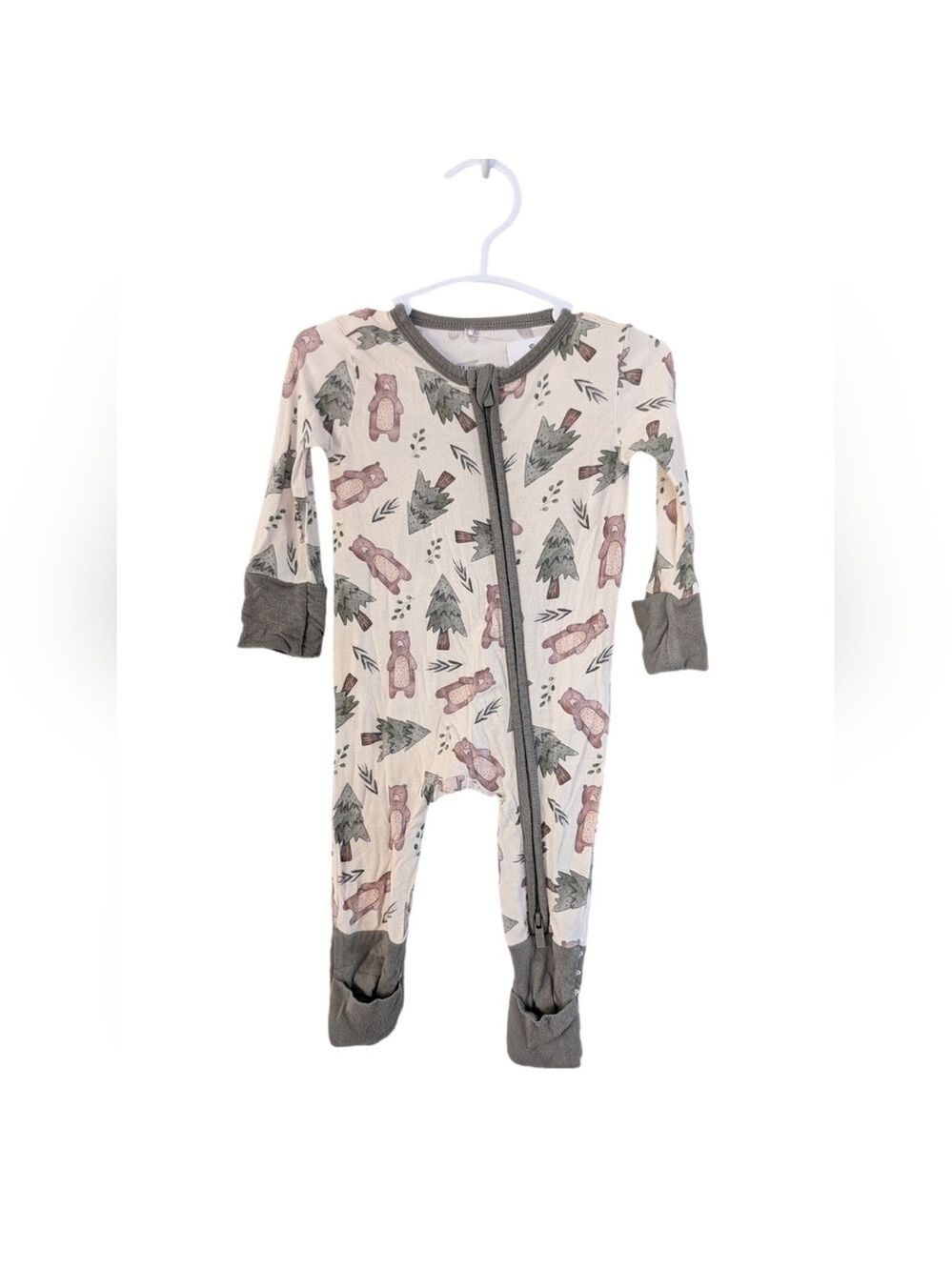 Posh Peanut Bamboo Cream and Green Bear Print Footie